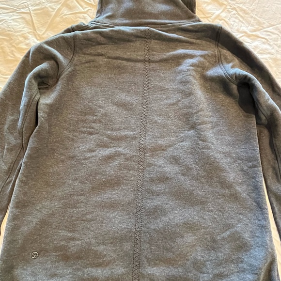 Lululemon Funnel Neck Pullover - Picture 5 of 7